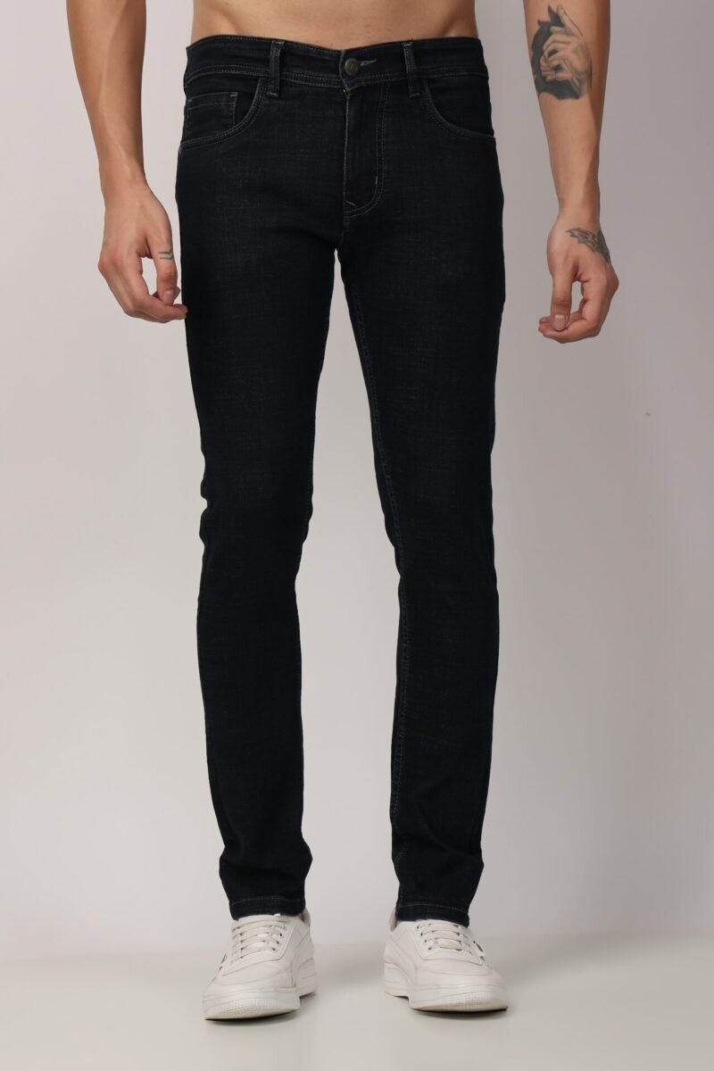 men wearing slim fit jeans blue colour